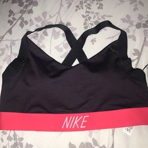 BRAND NEW !!! Nike Indy sports bra